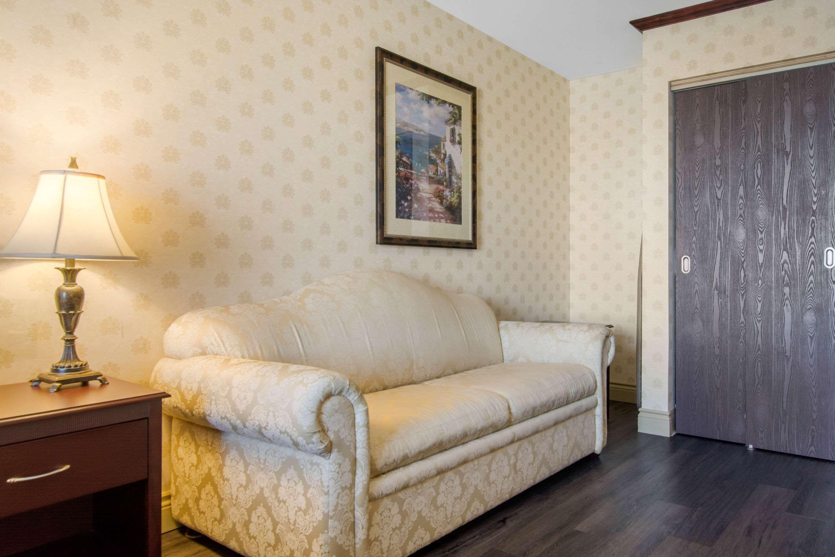 Hotel Comfort &