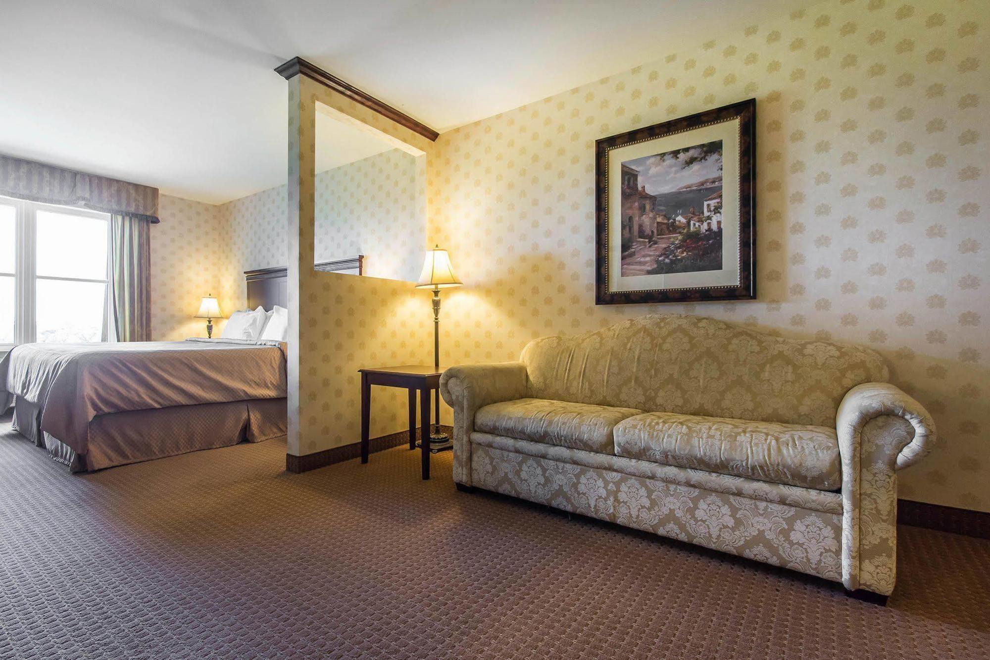 Hotel Comfort &